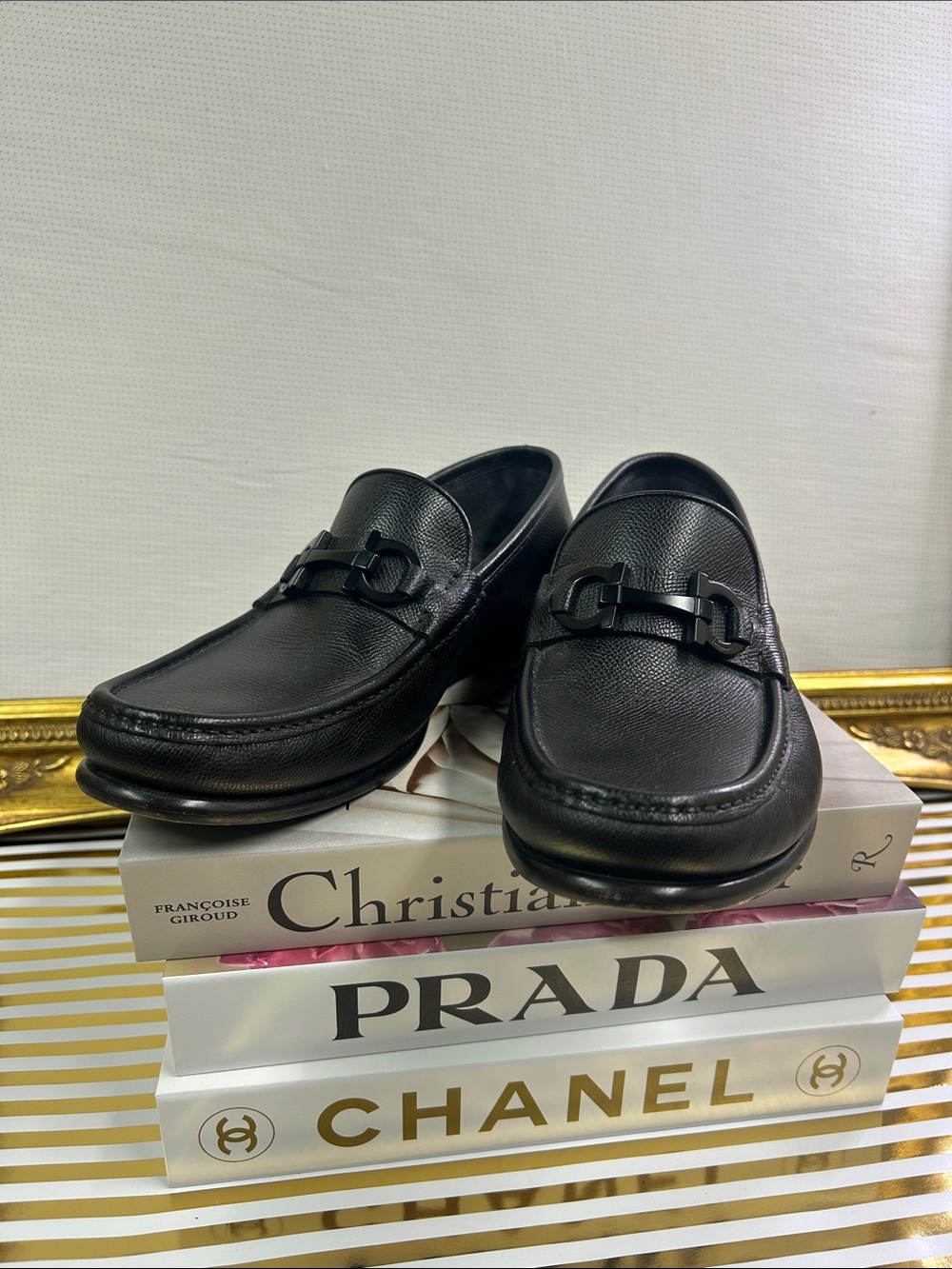 Ferragamo Gancini Crown bit loafers Men’s Black | 8.5